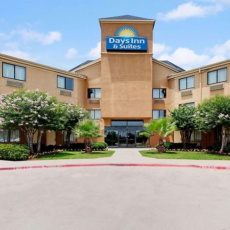 Days Inn & Suites By Wyndham דסוטו מראה חיצוני תמונה