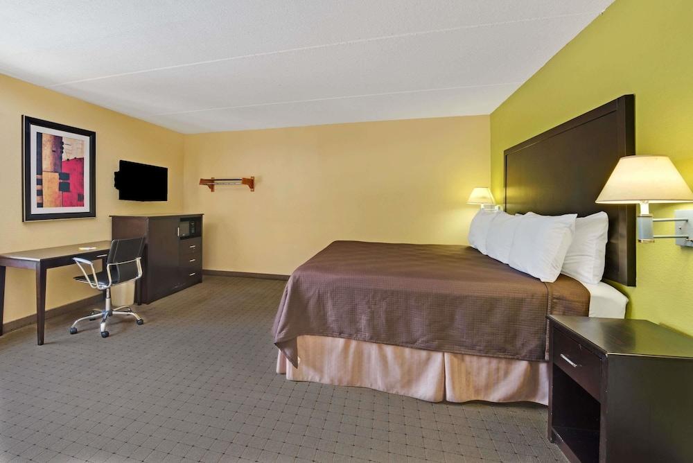 Days Inn & Suites By Wyndham דסוטו מראה חיצוני תמונה